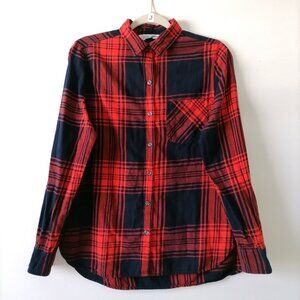Old Navy Womens Red Black Long Sleeve Plaid The Classic Button Up Shirt Size M